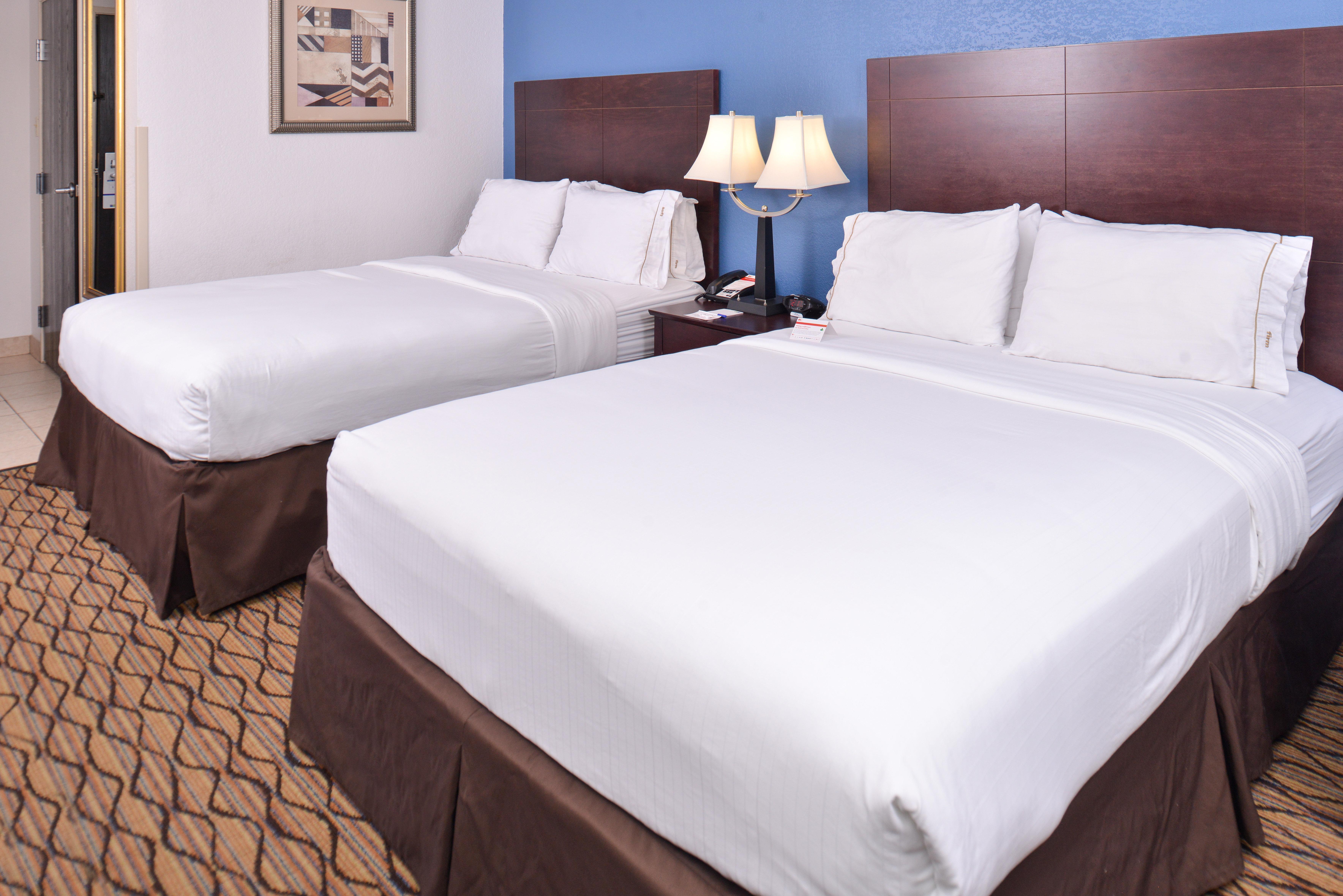 Holiday Inn Express & Suites Central Omaha By Ihg Exterior foto